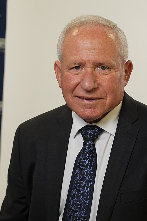 Portrait of Avi Dicter