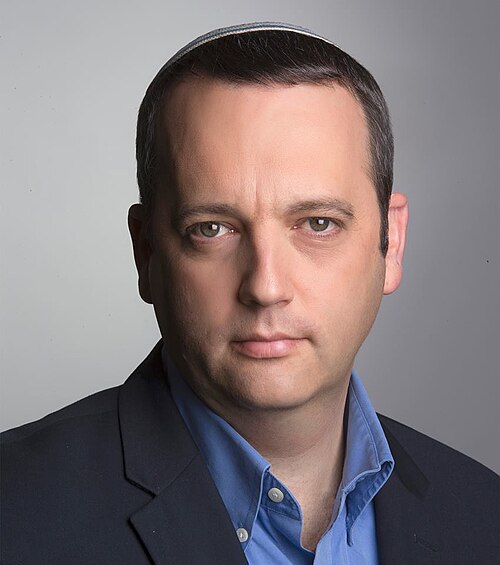 Portrait of Gilad Kariv